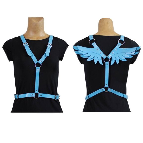 Leather Harness with Angel Wings - Picture 1 of 12